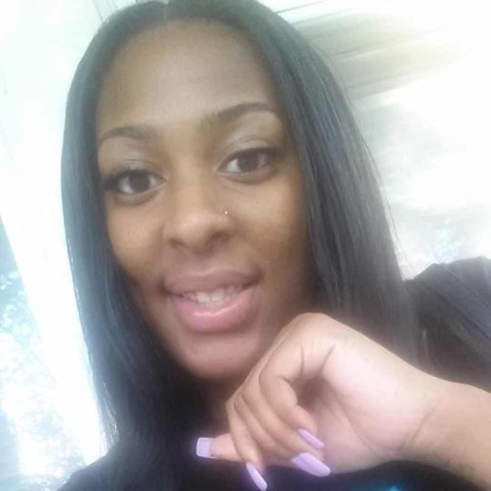 Meet your Posher, Sariah